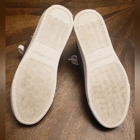 Banana Republic Gold Glitter Shoes s6 - Picture 12 of 12